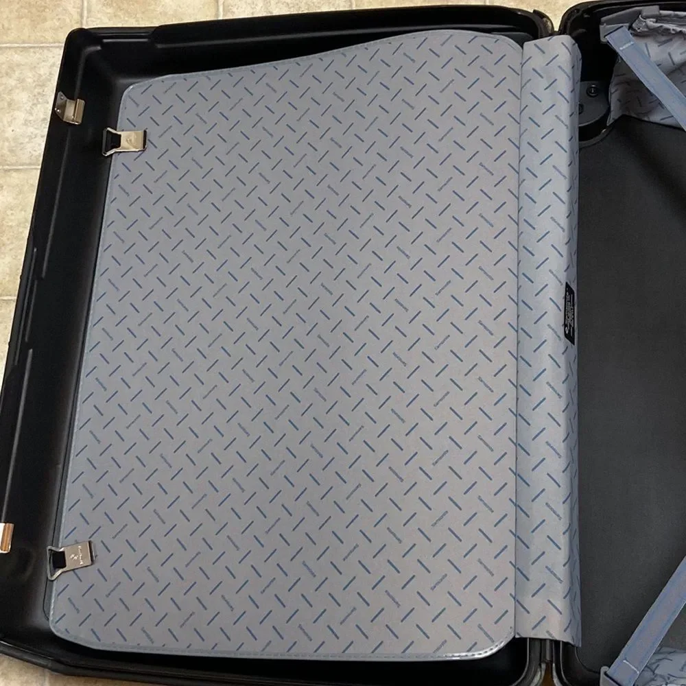 VTG SAMSONITE DENVER COLORADO USA SATURN 1994 ALL RIGHTS RESERVED MADE IN USA